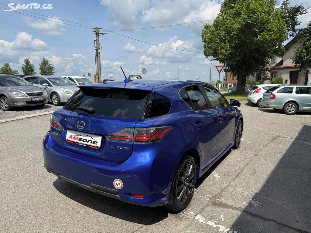 Lexus CT 200h, fotka 8
