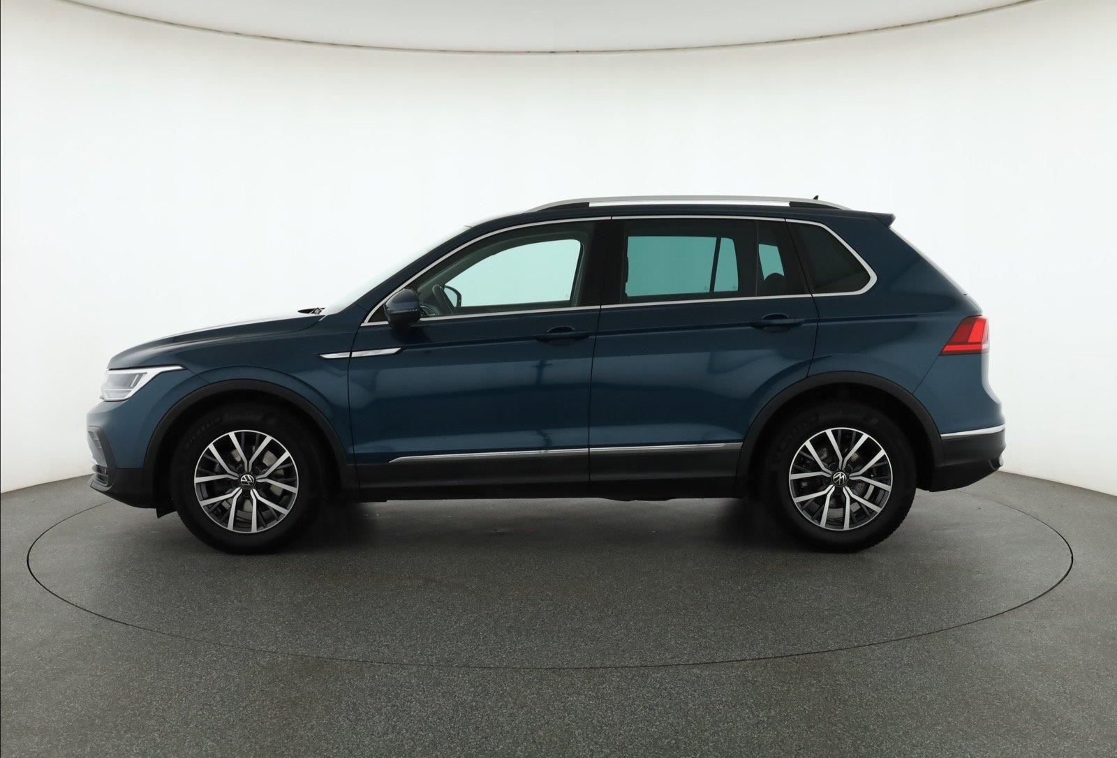 Volkswagen Tiguan, 1.5 TSI, Automat, ČR,1.maj - fotka 3