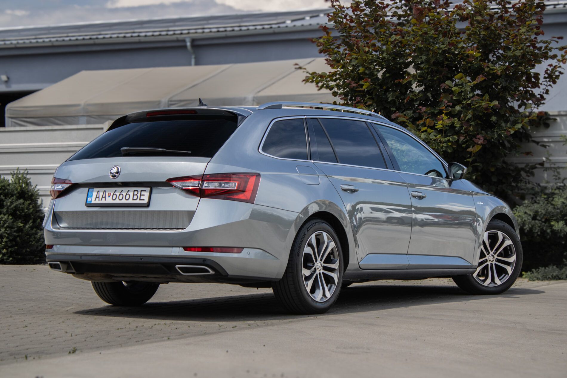 Škoda Superb - fotka 5