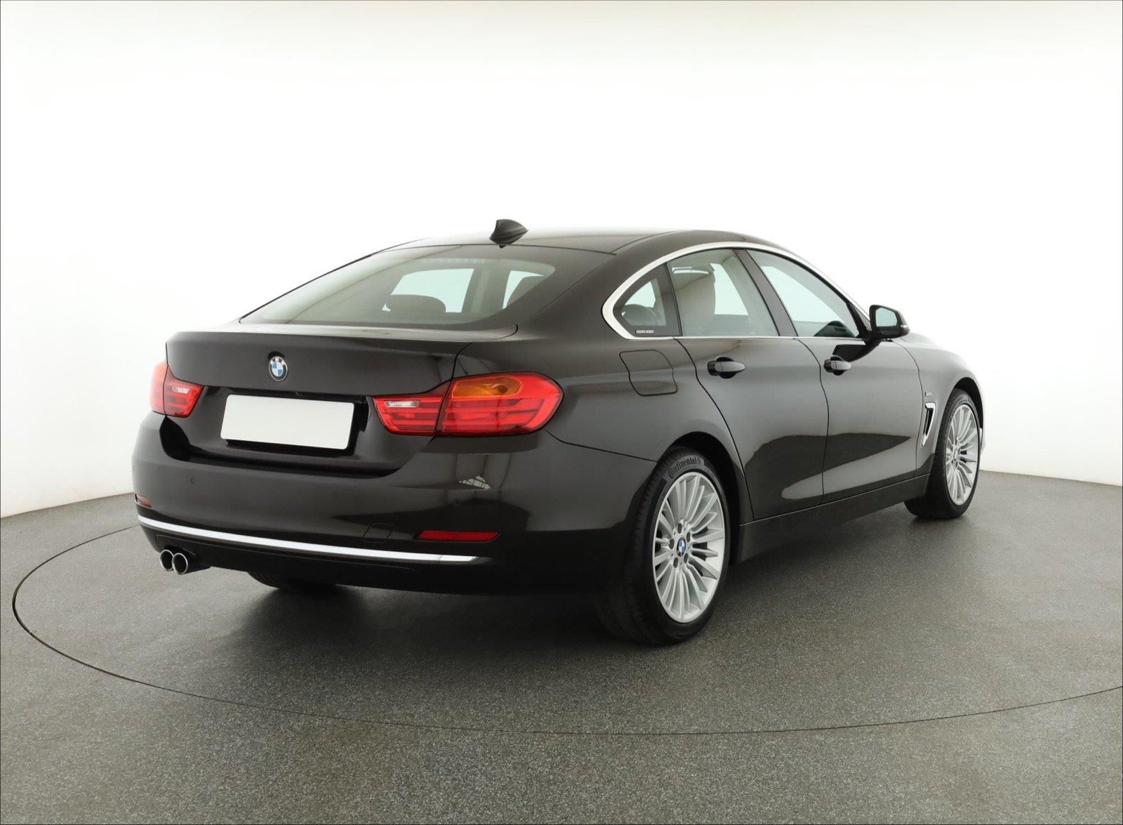 BMW Řada 4, 420d xDrive Gran Coupé , 4X4 - fotka 5