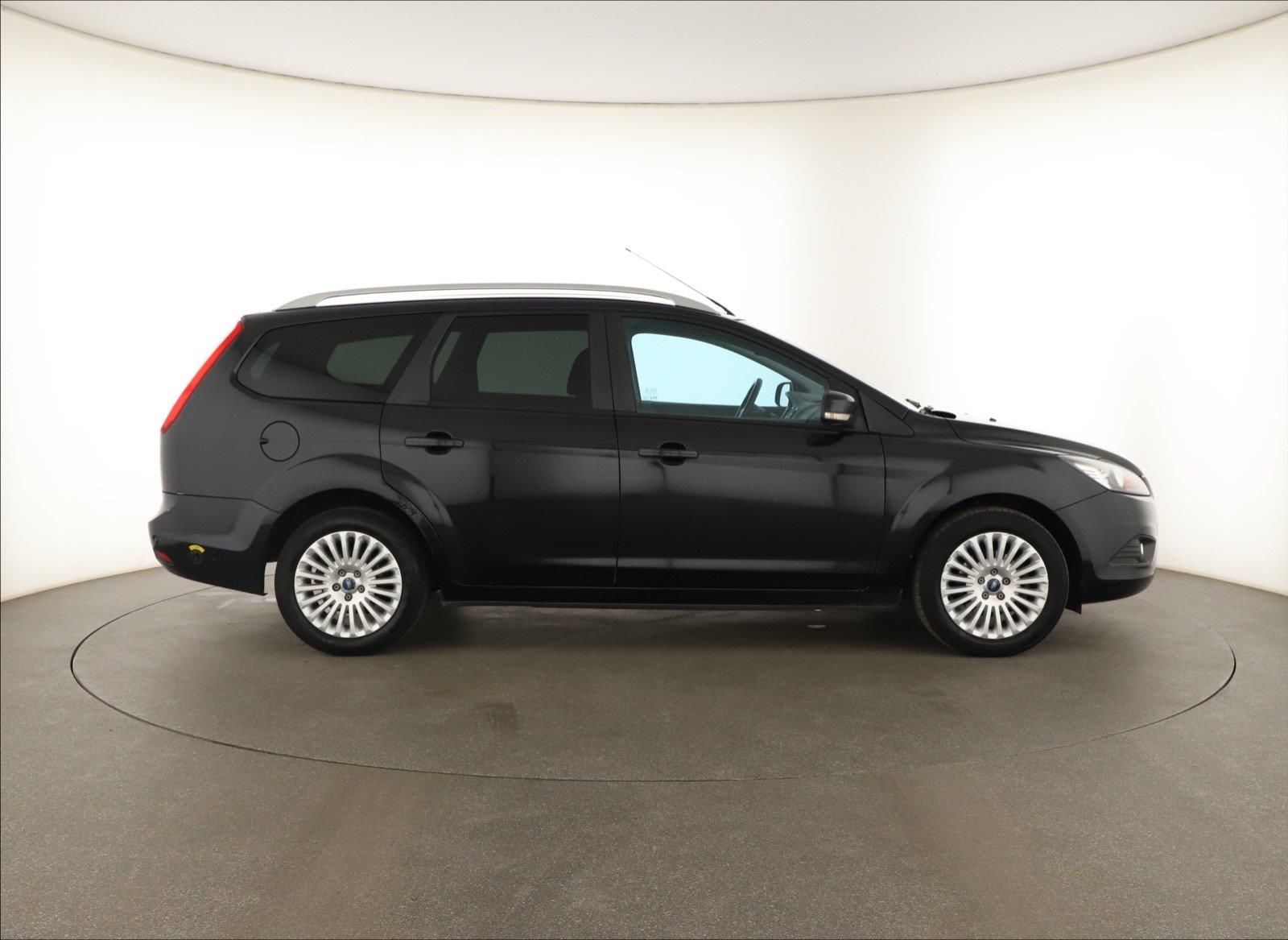 Ford Focus, 1.8 16V, Ghia, LPG, po STK - fotka 6