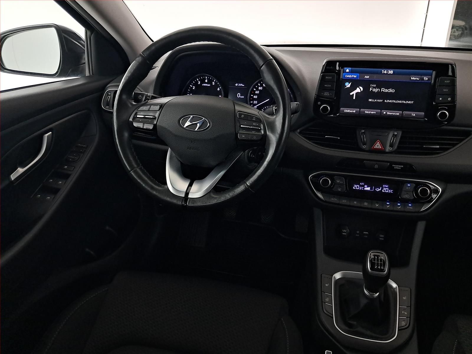 Hyundai i30, 1.4 T-GDI, Style, ČR,1.maj - fotka 5