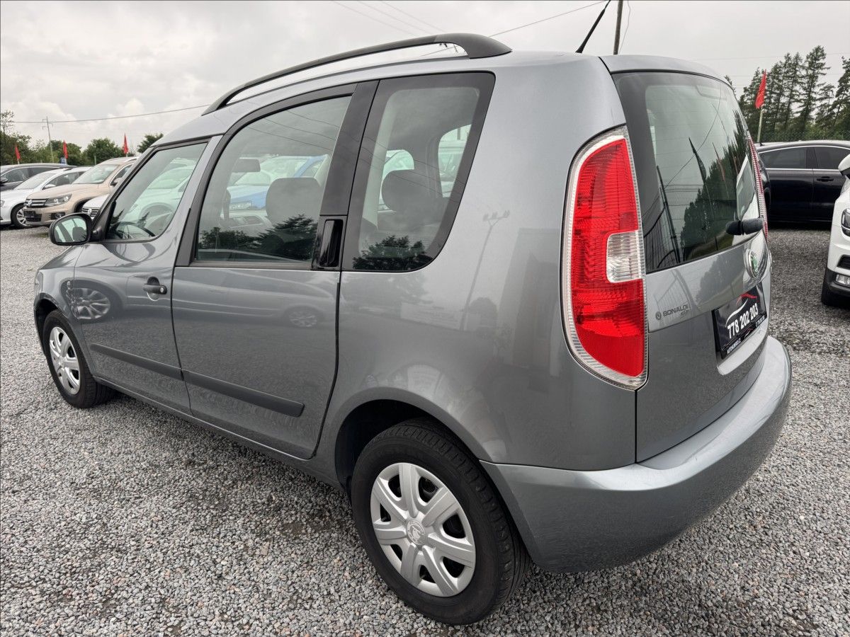 Škoda Roomster, 1,2   i 51 KW BEZ KOROZE - fotka 5