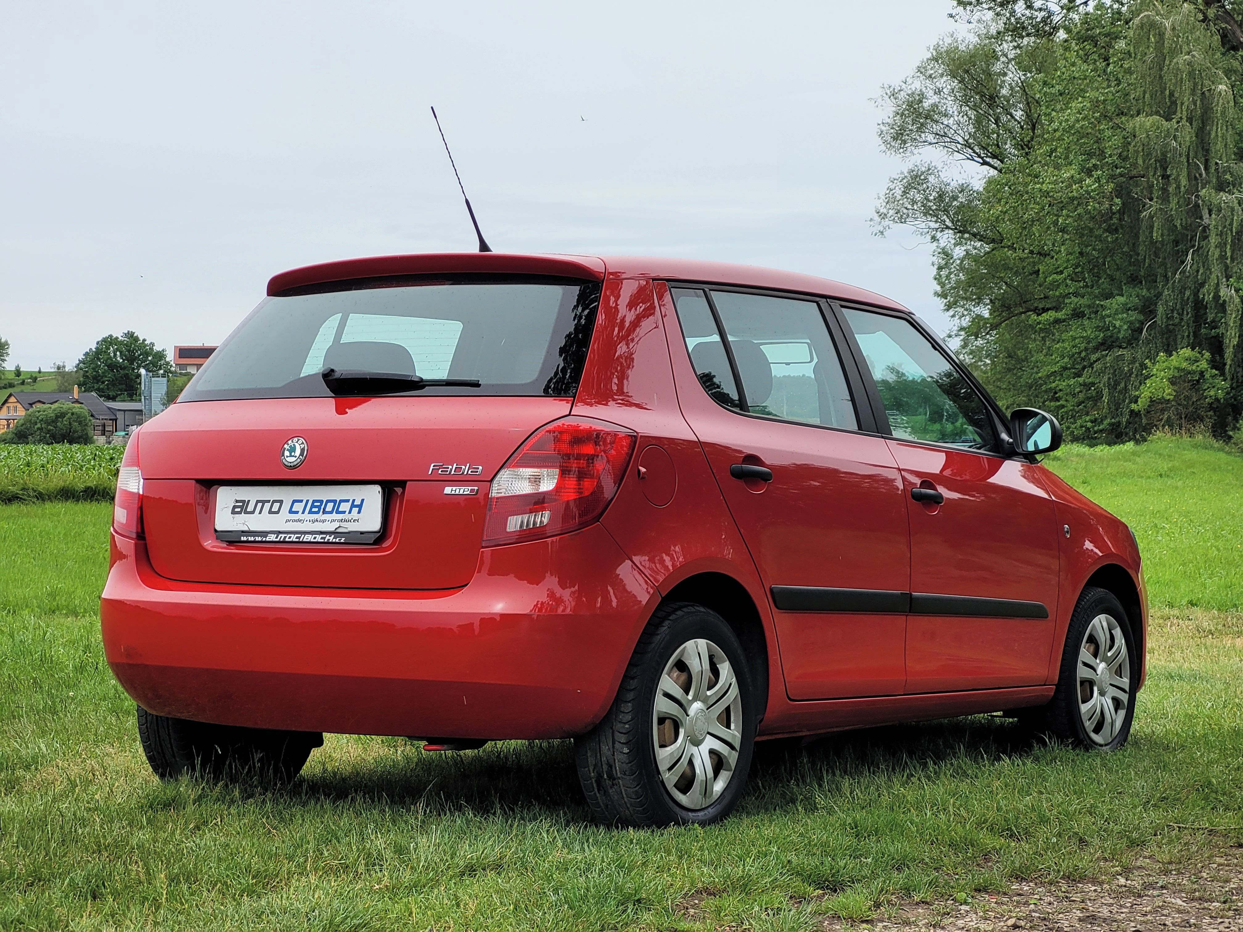 Škoda Fabia - fotka 6