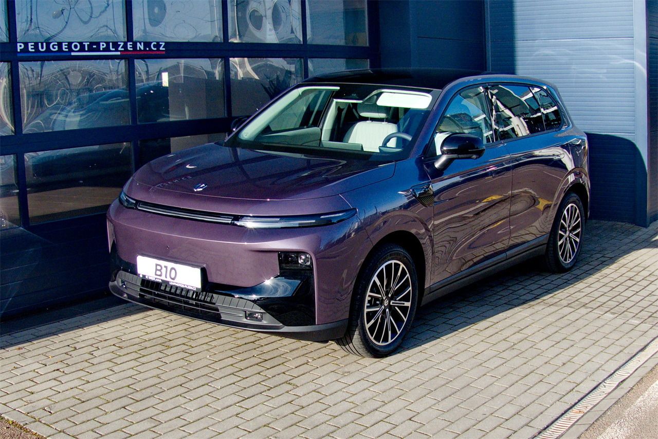 Leapmotor B10, Design Hybrid EV