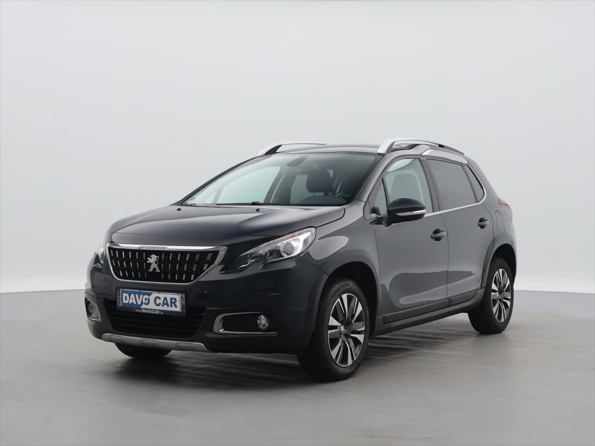 Peugeot 2008, 1,2 Puretech 81kW Allure - fotka 3