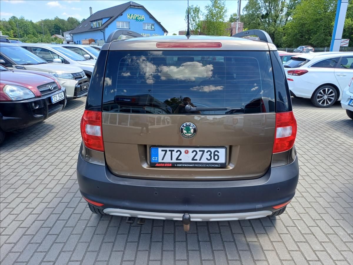 Škoda Yeti, 2,0 TDI, 4x4 - fotka 5