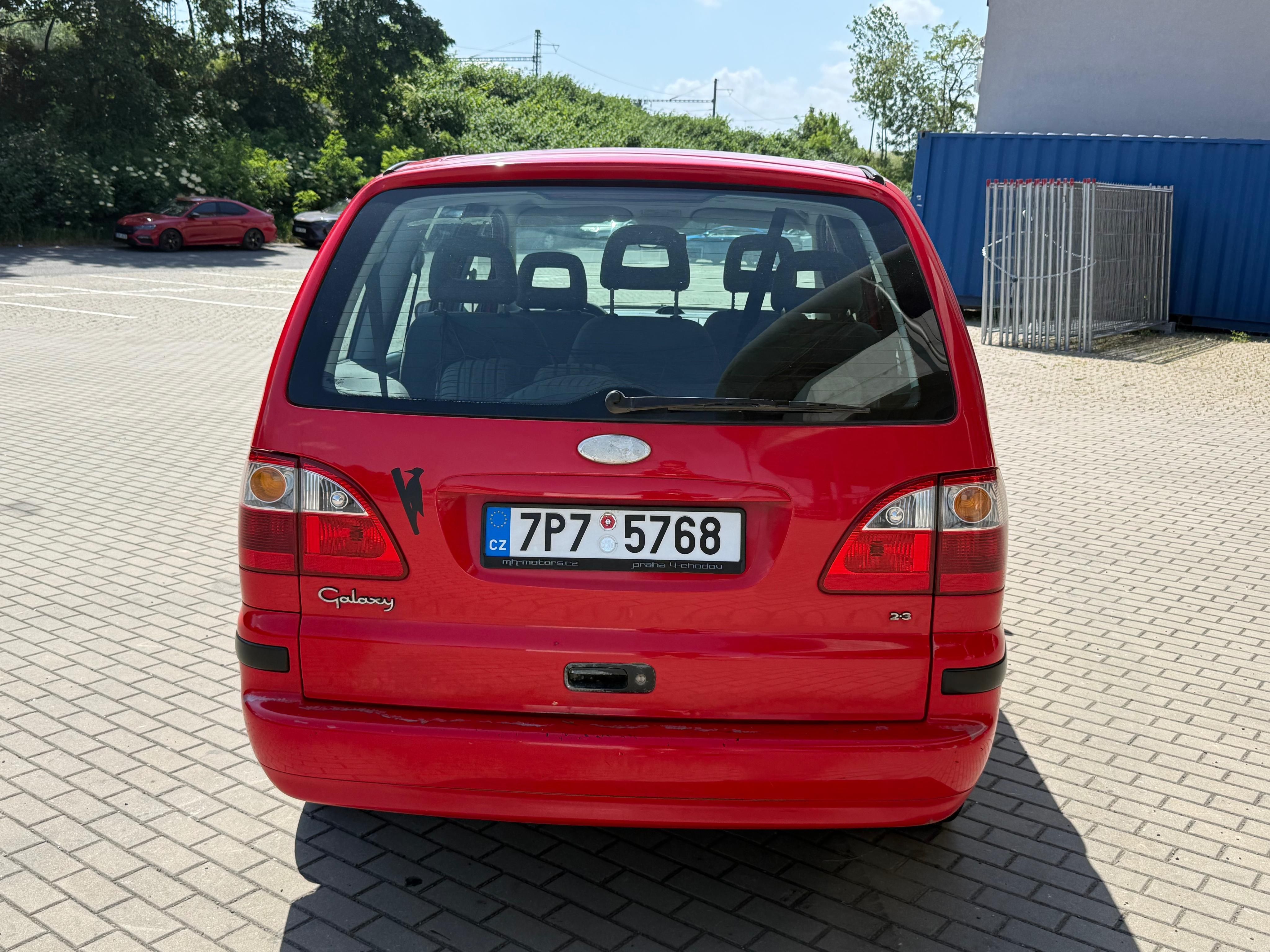 Ford Galaxy, 2.3i, 103kw Nová STK Automat - fotka 4