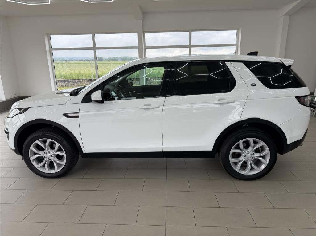 Land Rover Discovery Sport, 2,0 TD4 AWD, tažné, kamera, ČR - fotka 2