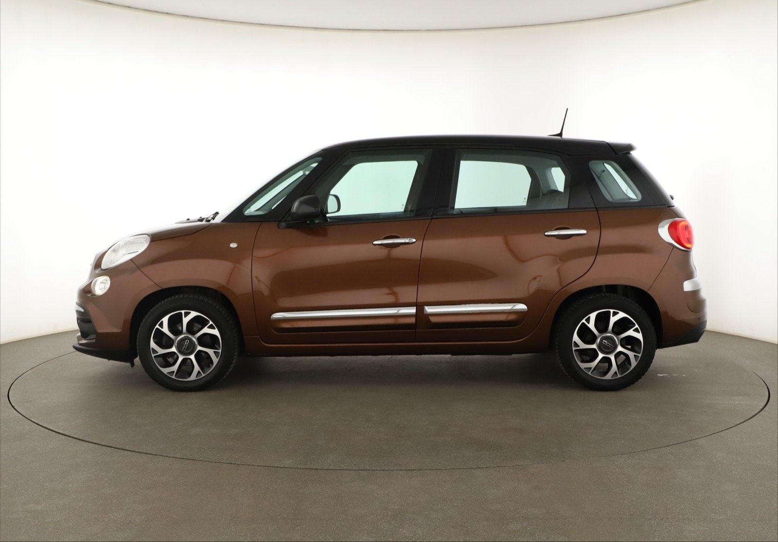 Fiat 500L, 1.4 16V, LPG, Serv.kniha - fotka 3