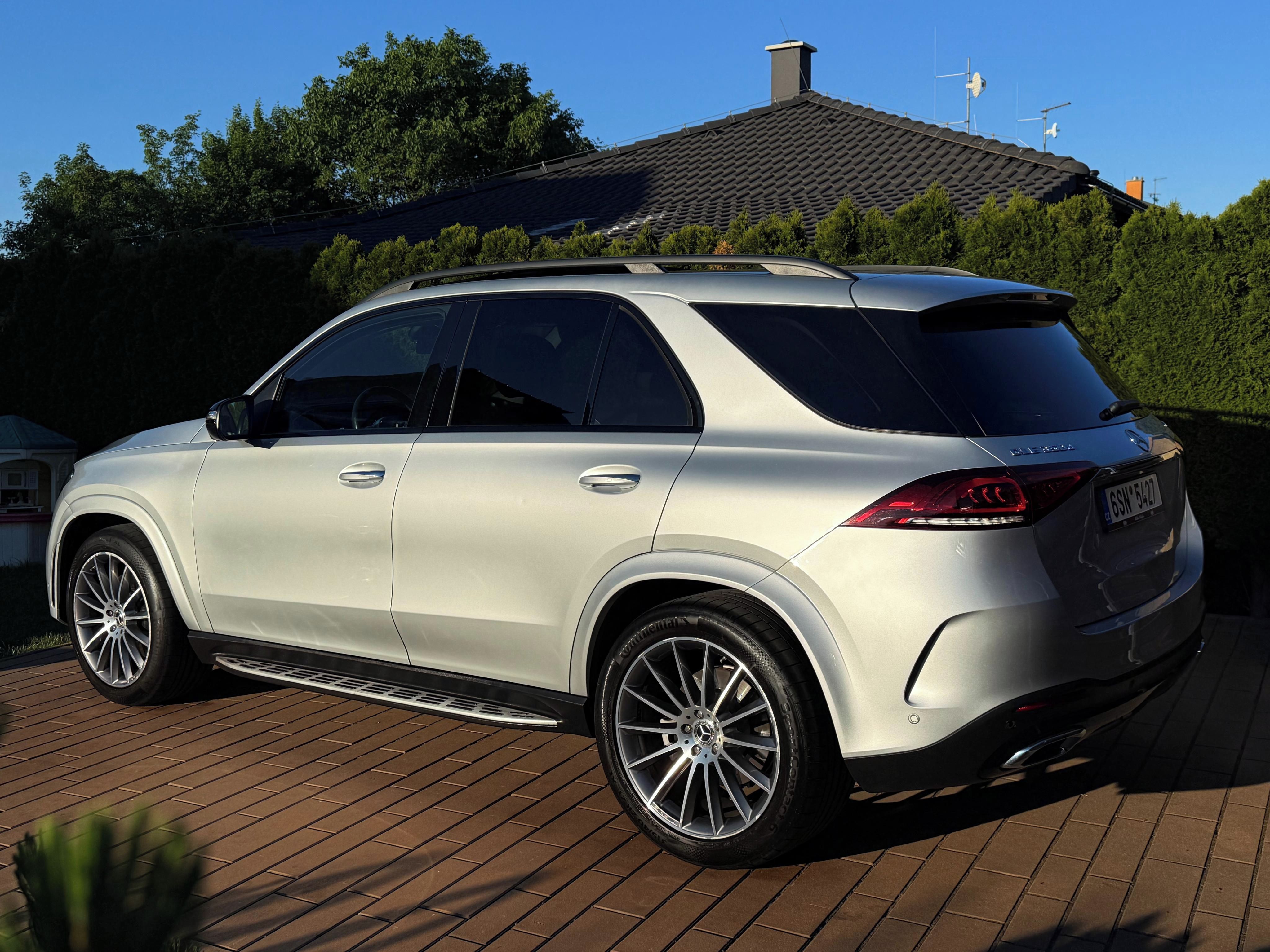 Mercedes-Benz GLE, 350D 200kW 4Matic  AMG PREMIUM - fotka 4