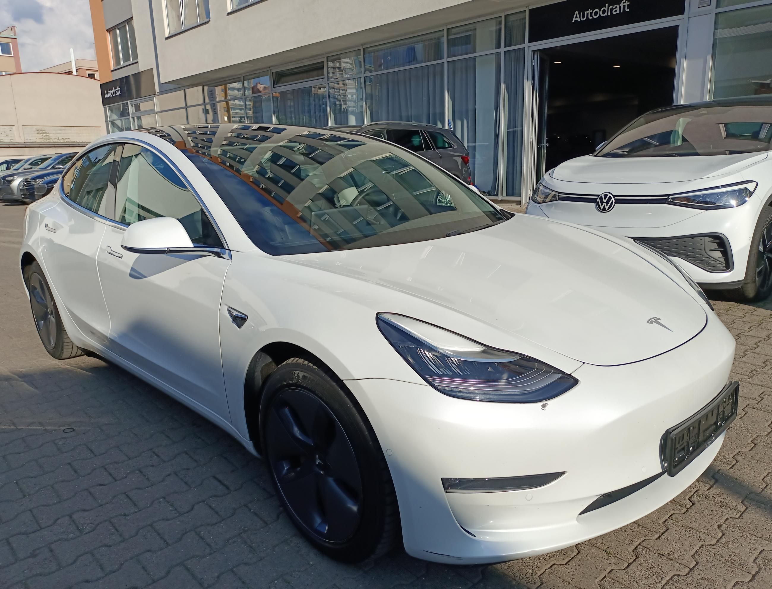 Tesla Model 3, Dual Motor 350kW Long Range