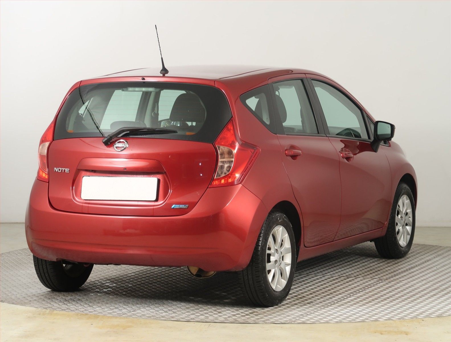 Nissan Note, 1.2, Automatická klima - fotka 5
