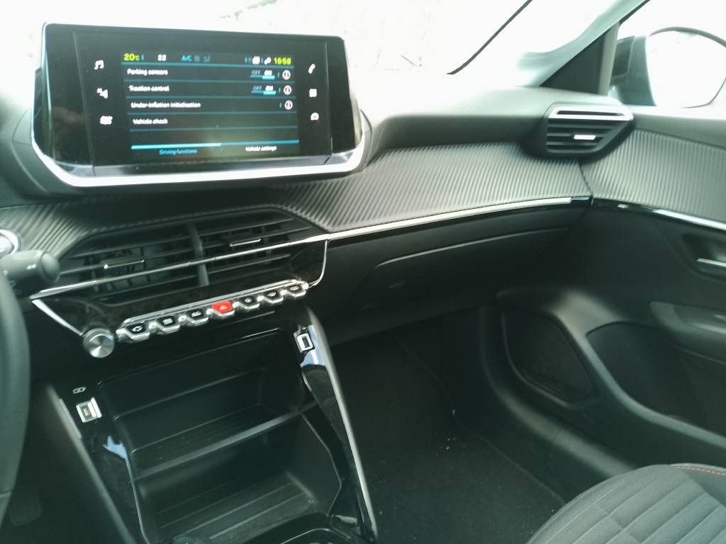 Peugeot 208, Peugeot e-208 - fotka 5
