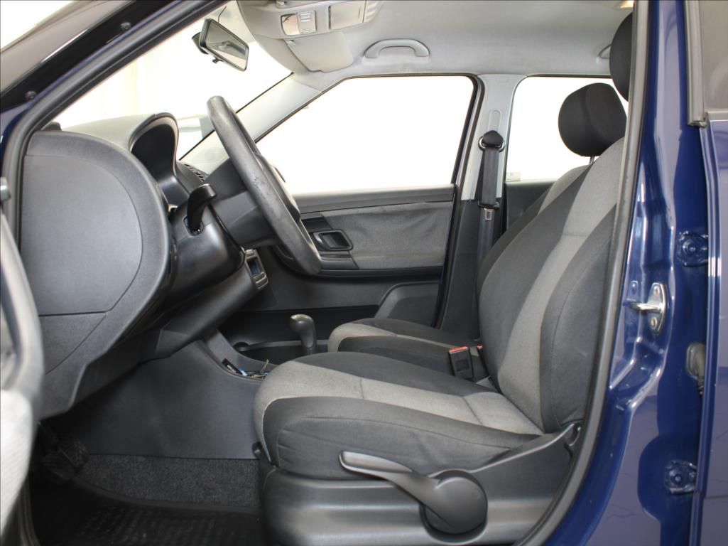Škoda Fabia, 1,2 TSi 63kW Classic 2.maj ČR - fotka 6