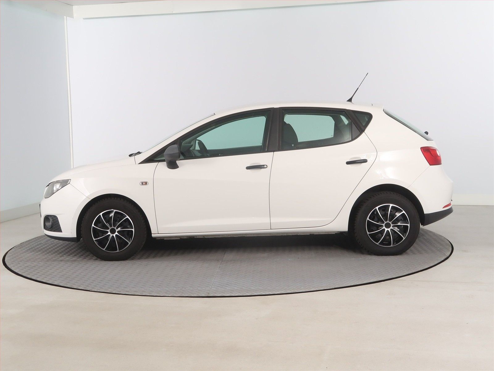 Seat Ibiza, 1.4 16V, Klima - fotka 3