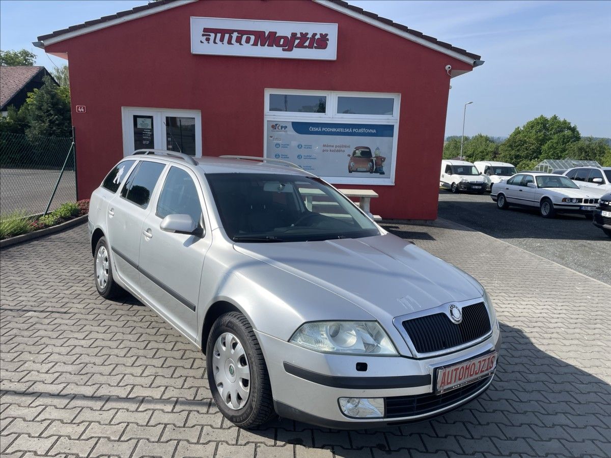 Škoda Octavia, 2,0 TDI DSG XENONY NOVÉ v ČR D