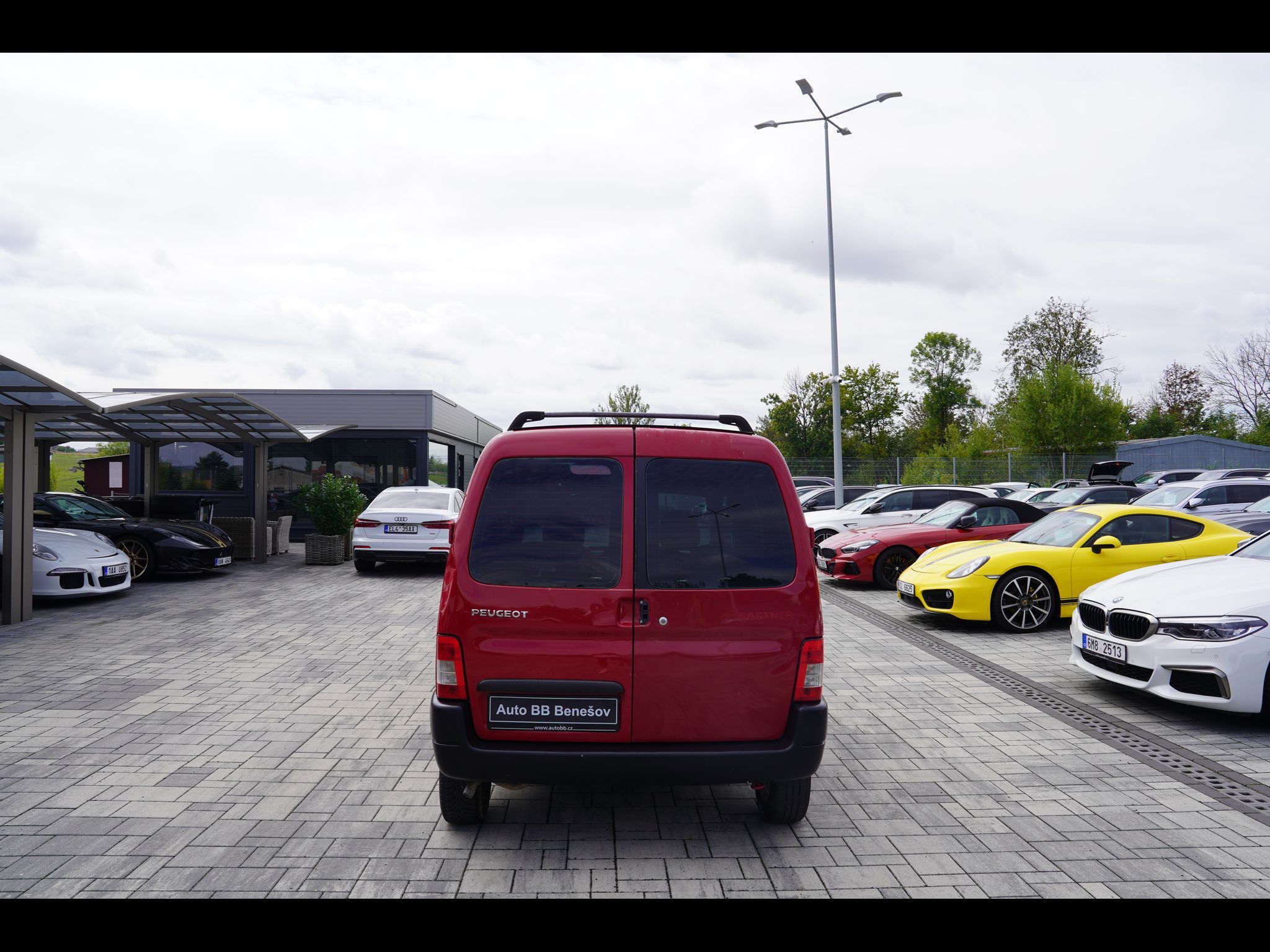 Peugeot Partner, 1.4i, ČR, 5 míst - fotka 5