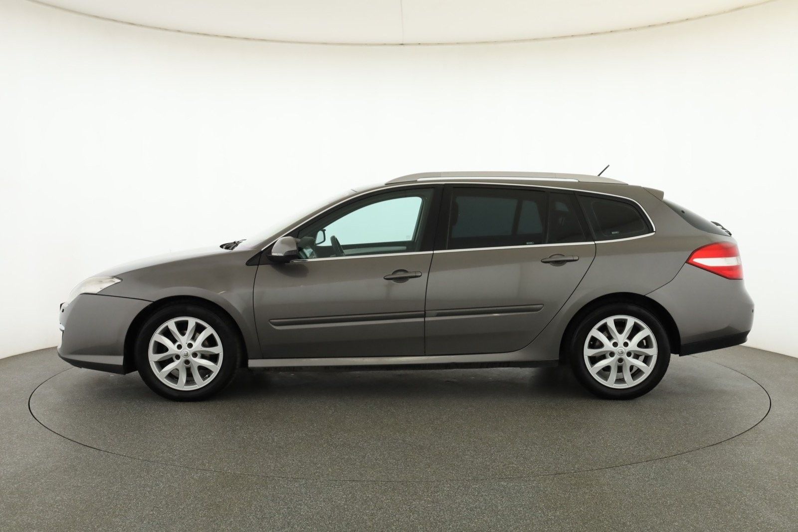 Renault Laguna, 1.5 dCi, Automatická klima - fotka 3