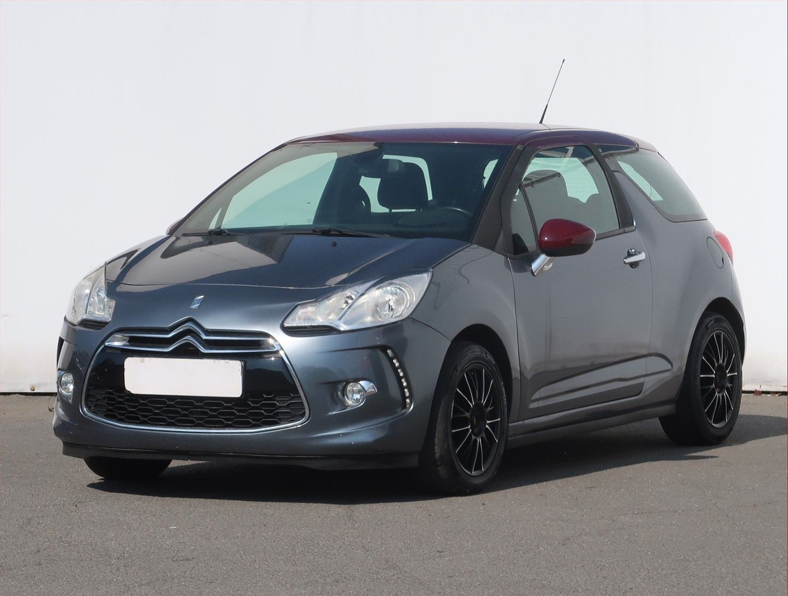 Citroën DS3, 1.4 VTi, Serv.kniha - fotka 2