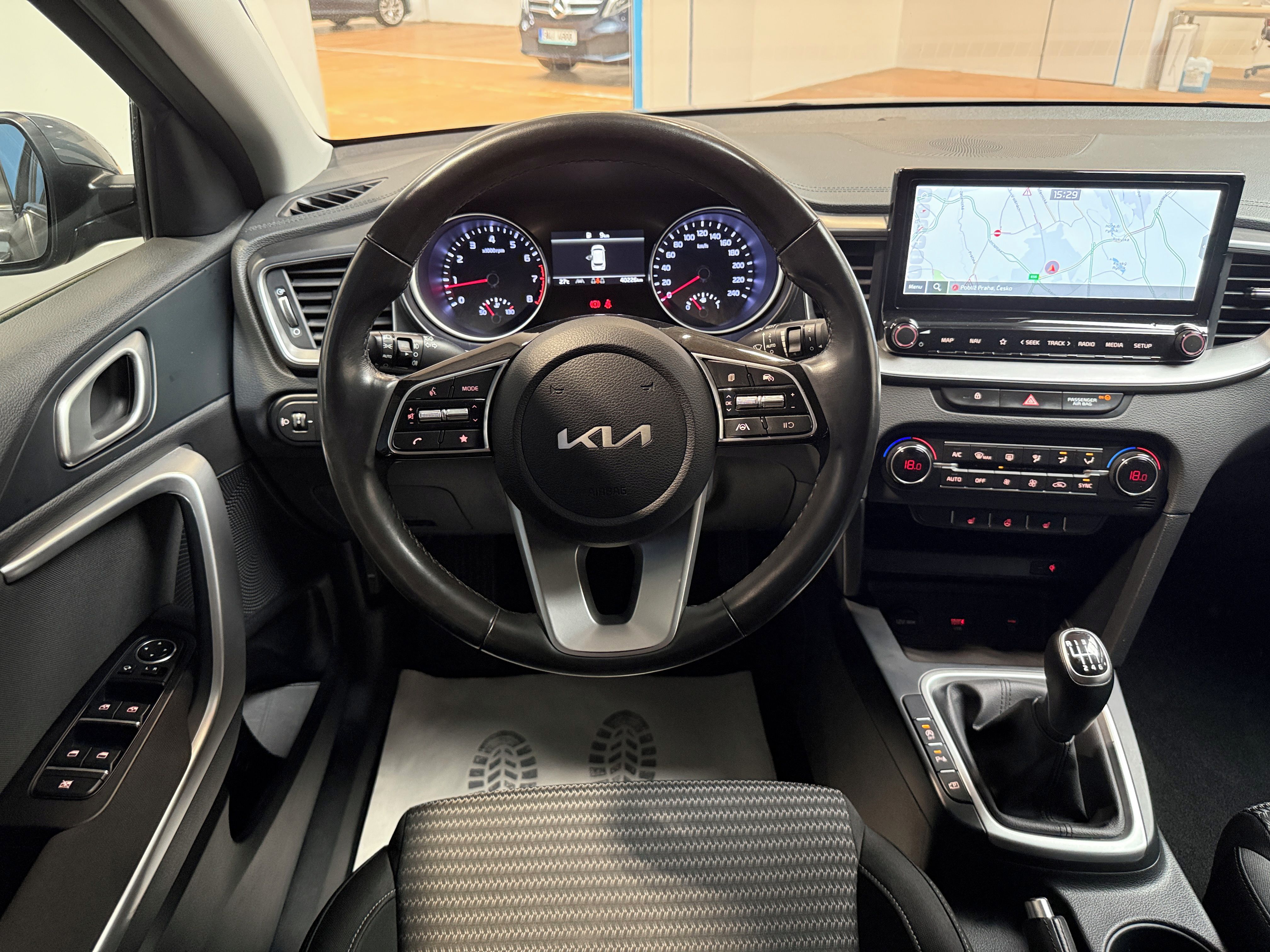 Kia Cee´d, 1.5 T-GDI 118kW Top SW - fotka 6