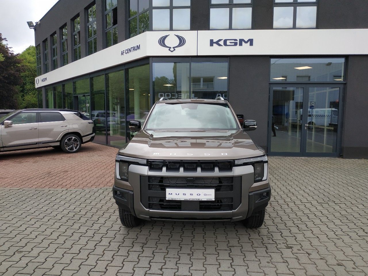 SsangYong Musso, 2.2XDI, STYLE+ 4WD,AT,SKLADEM - fotka 2