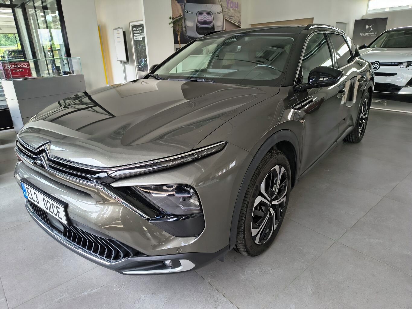 Citroën C5 X, Shine Pack Plug-In HYBRID 225 - fotka 2