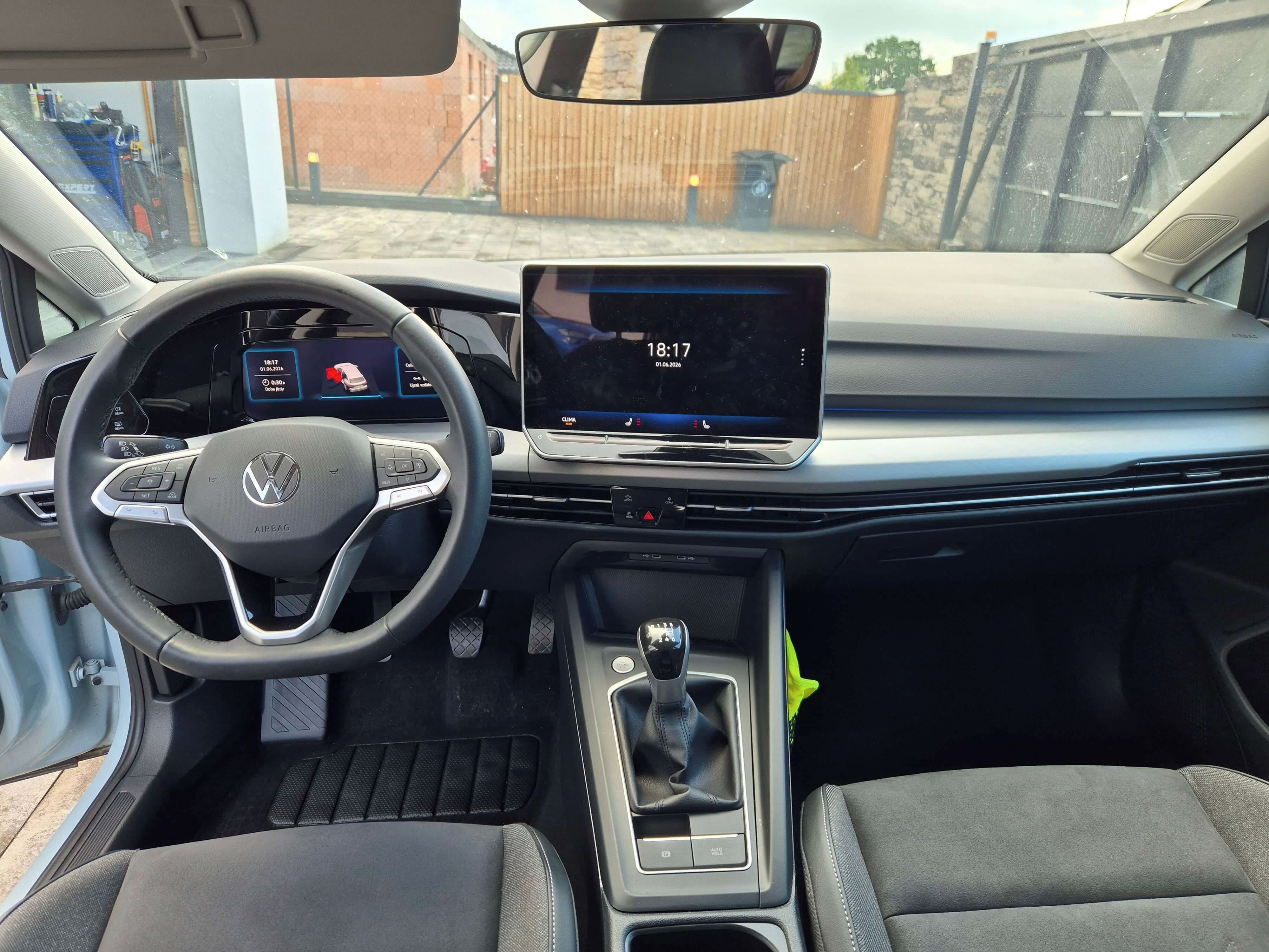 Volkswagen Golf, 1.5tsi 85kw, LIFE, ČR, záruka - fotka 6