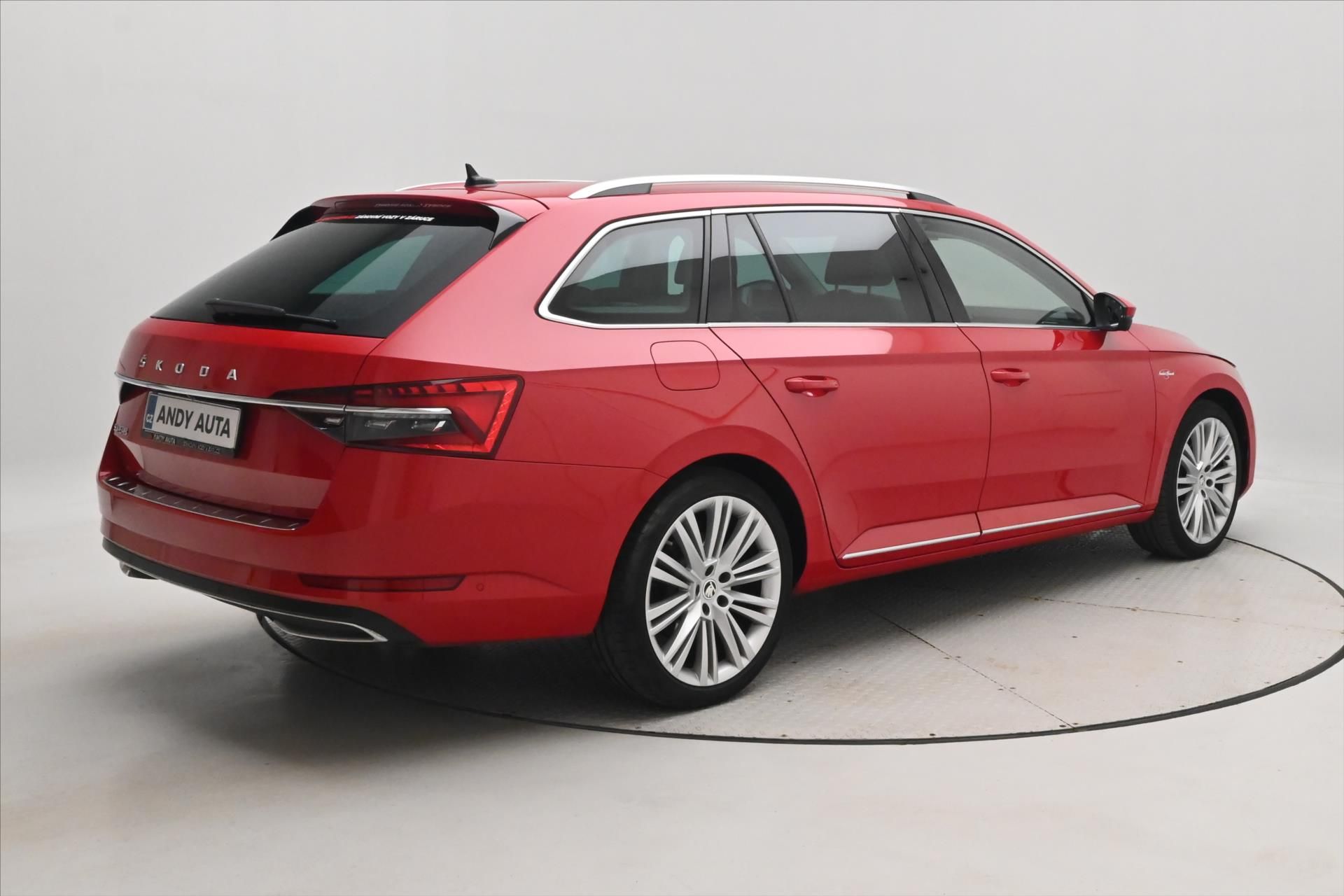 Škoda Superb, 2,0 TDI 147kW L&K DSG VŮZ PŘIP - fotka 5