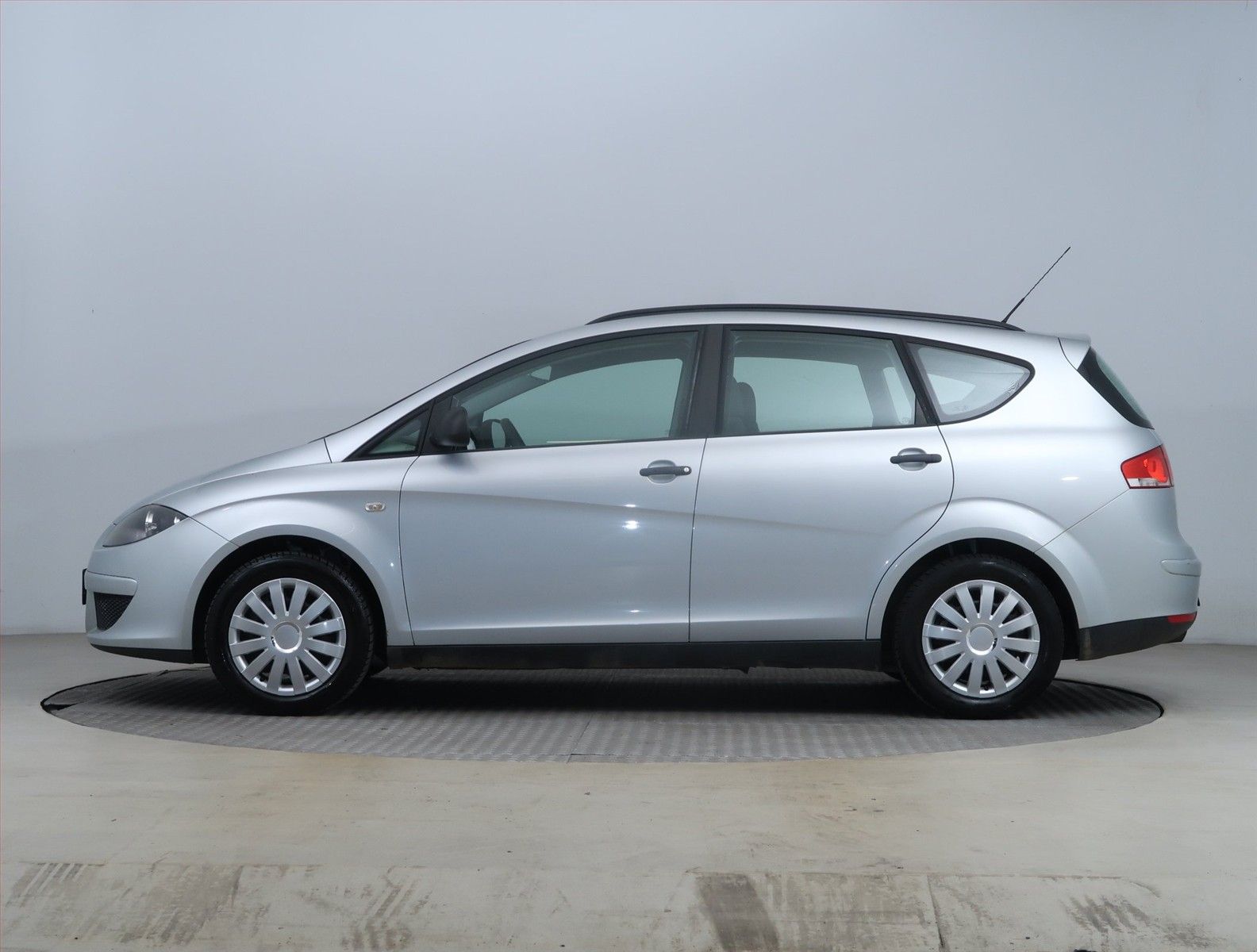 Seat Altea, 1.6, za dobrou cenu - fotka 3