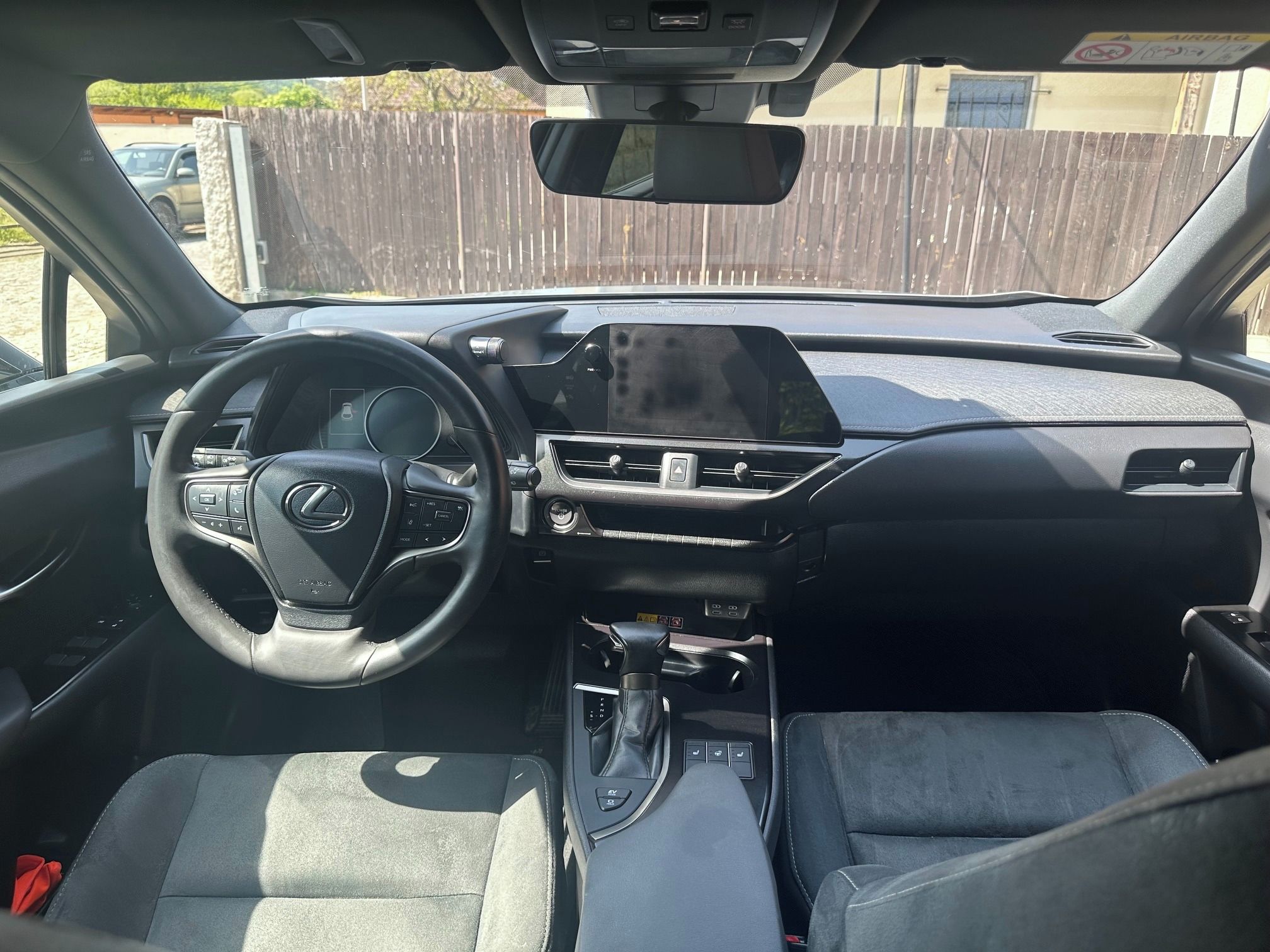 Lexus UX 250h, Lexus UX 250h 2.0L E-CVT - fotka 5