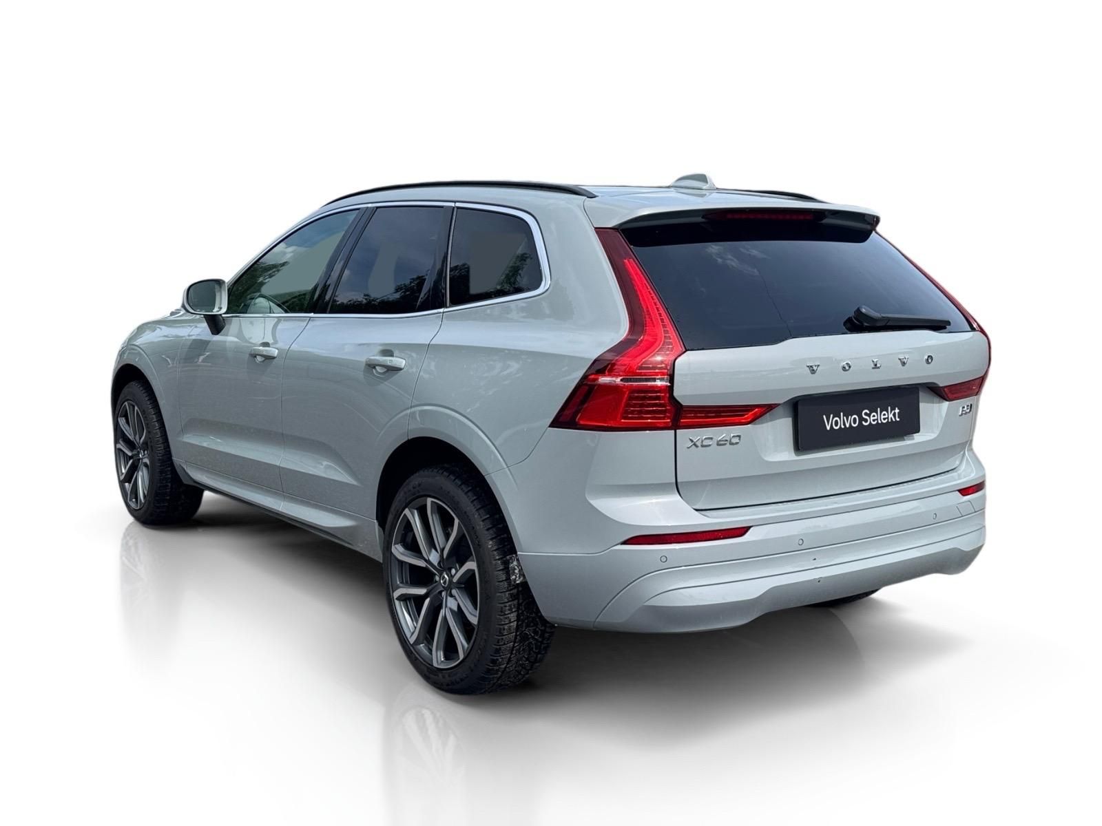 Volvo XC60, B5 AWD CORE + kola - fotka 3