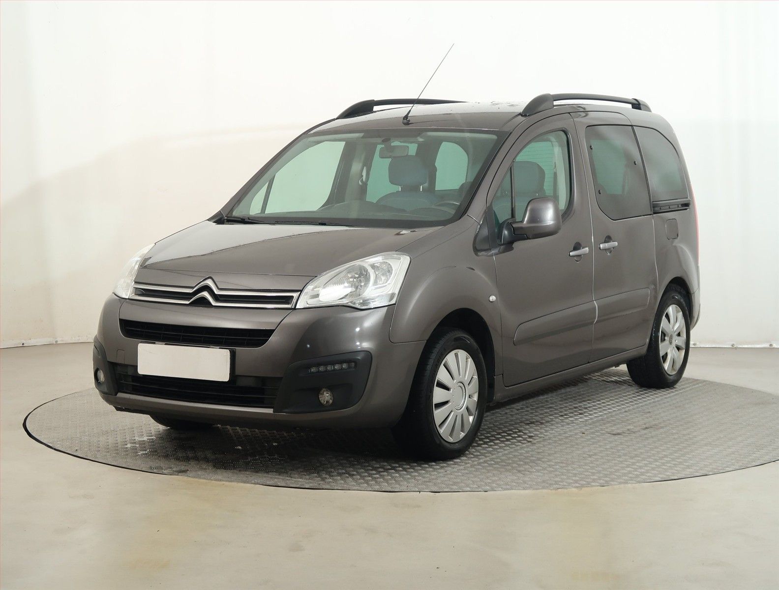 Citroën Berlingo, 1.6 BlueHDi, Feel, 5Míst - fotka 2