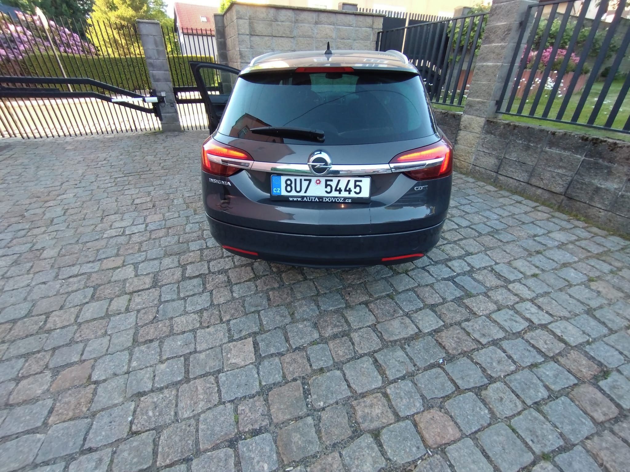 Opel Insignia, 2.0 CDTi bixenon, automat - fotka 5