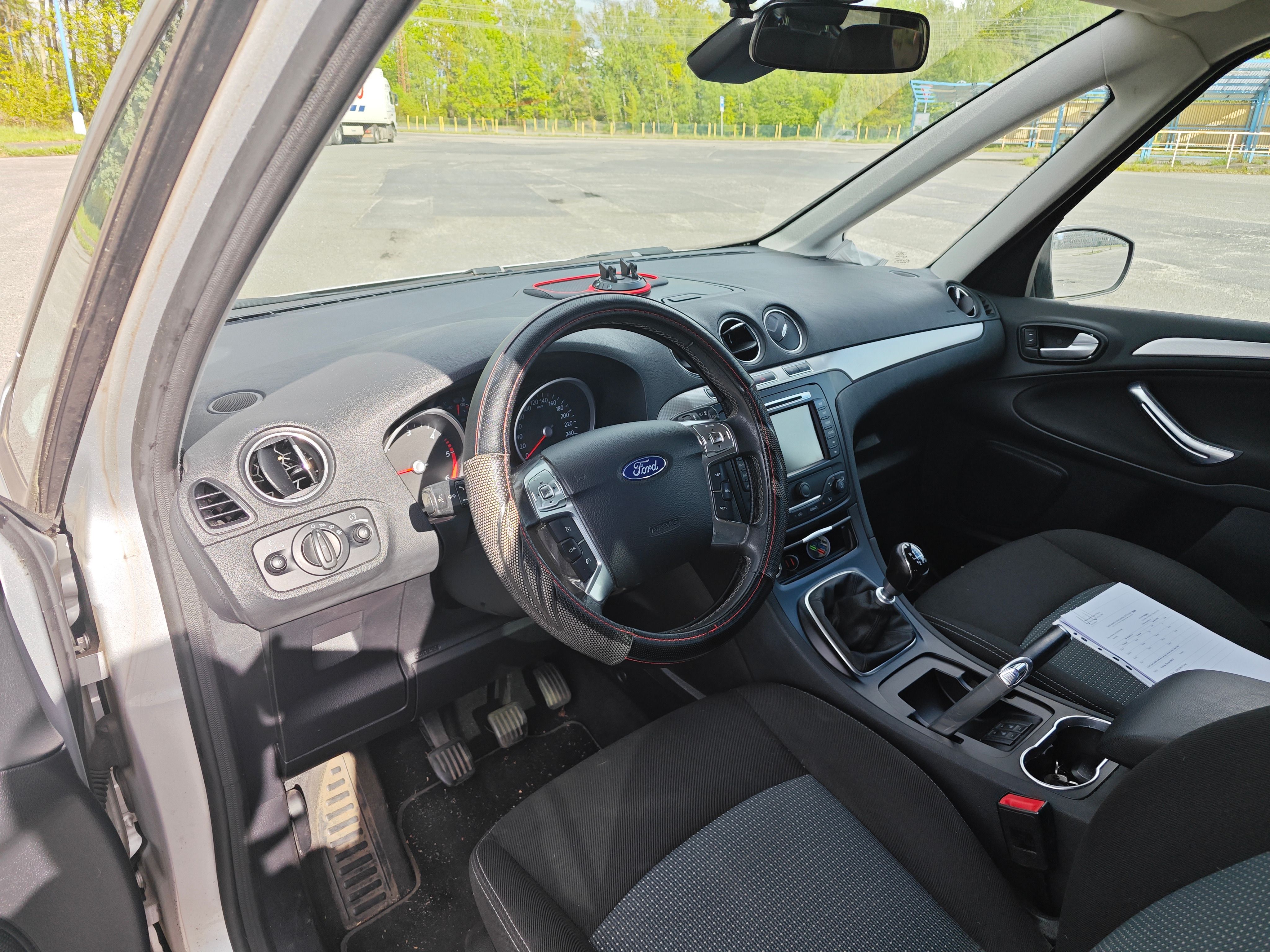 Ford Galaxy, po STK - fotka 2