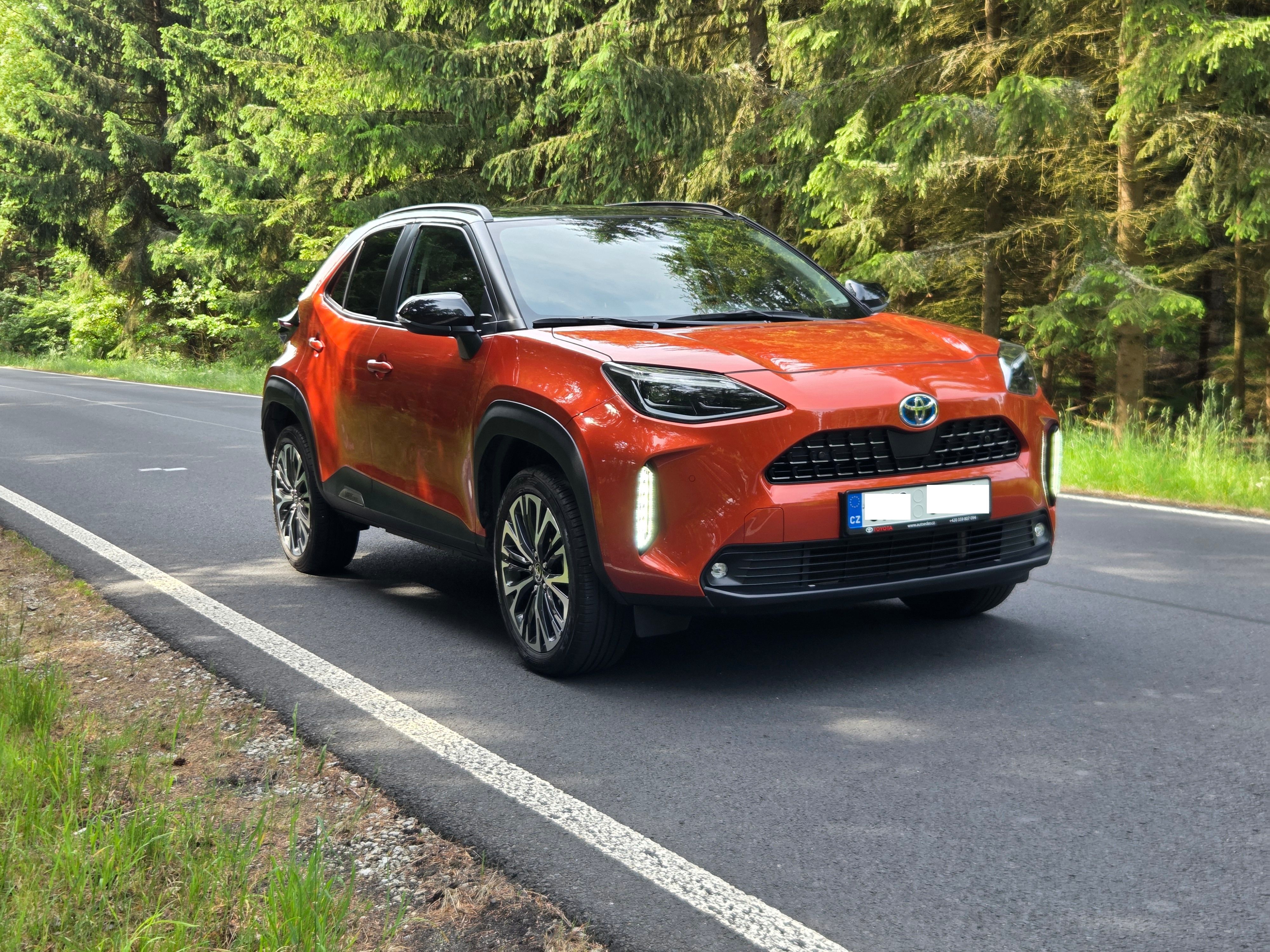 Toyota Yaris Cross, Toyota Yaris Cross 1,5 HEV 4x4 - fotka 3
