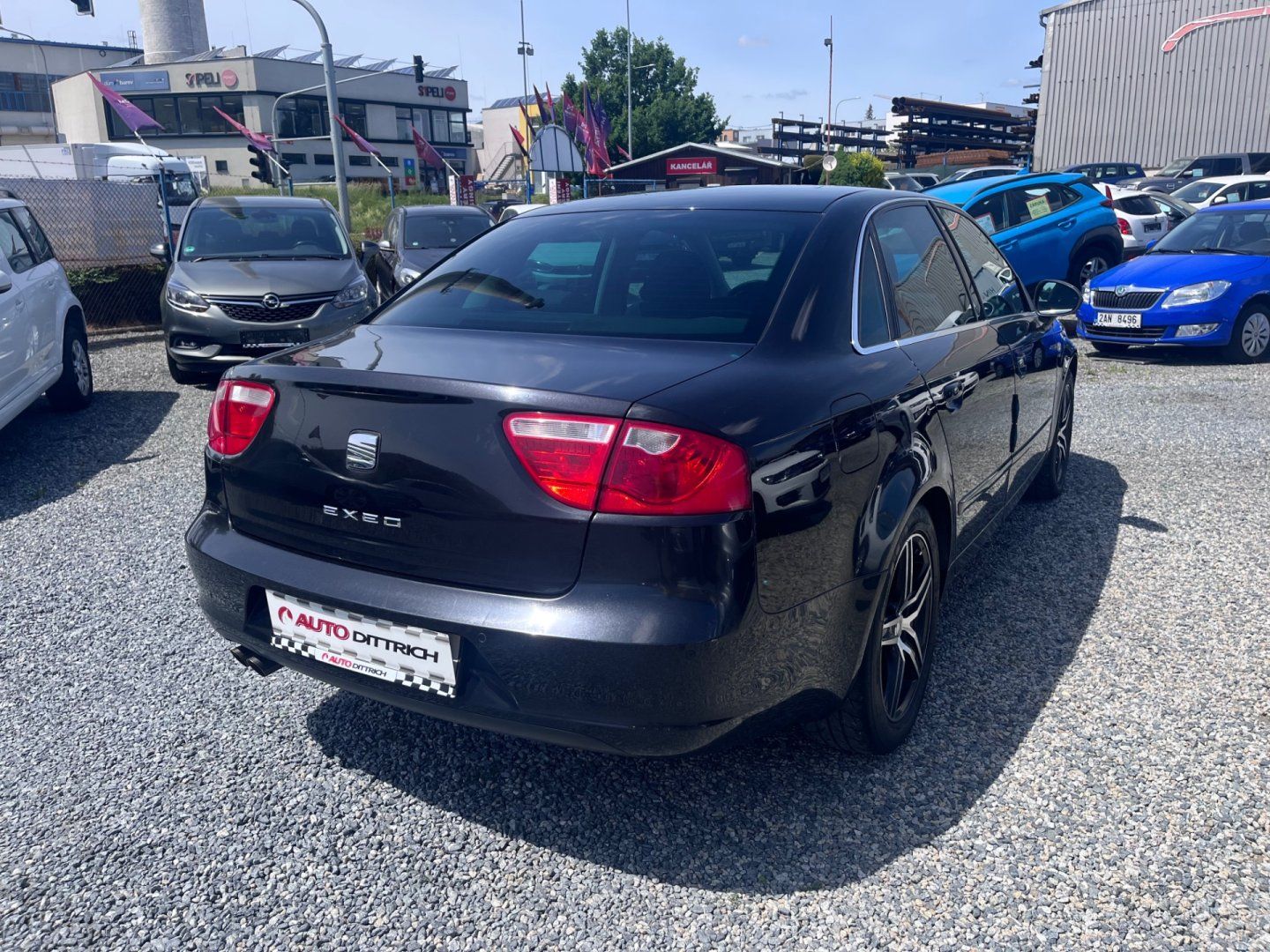 Seat Exeo, 2.0 TDi STYLE - fotka 5