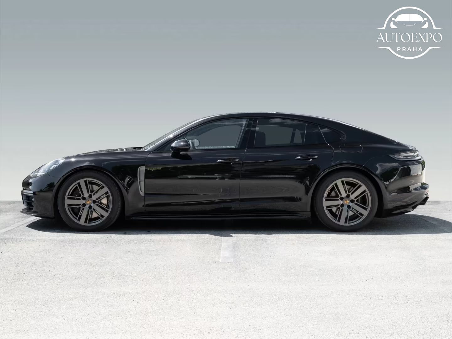 Porsche Panamera, 4 E-Hybrid Platinum Edition - fotka 2