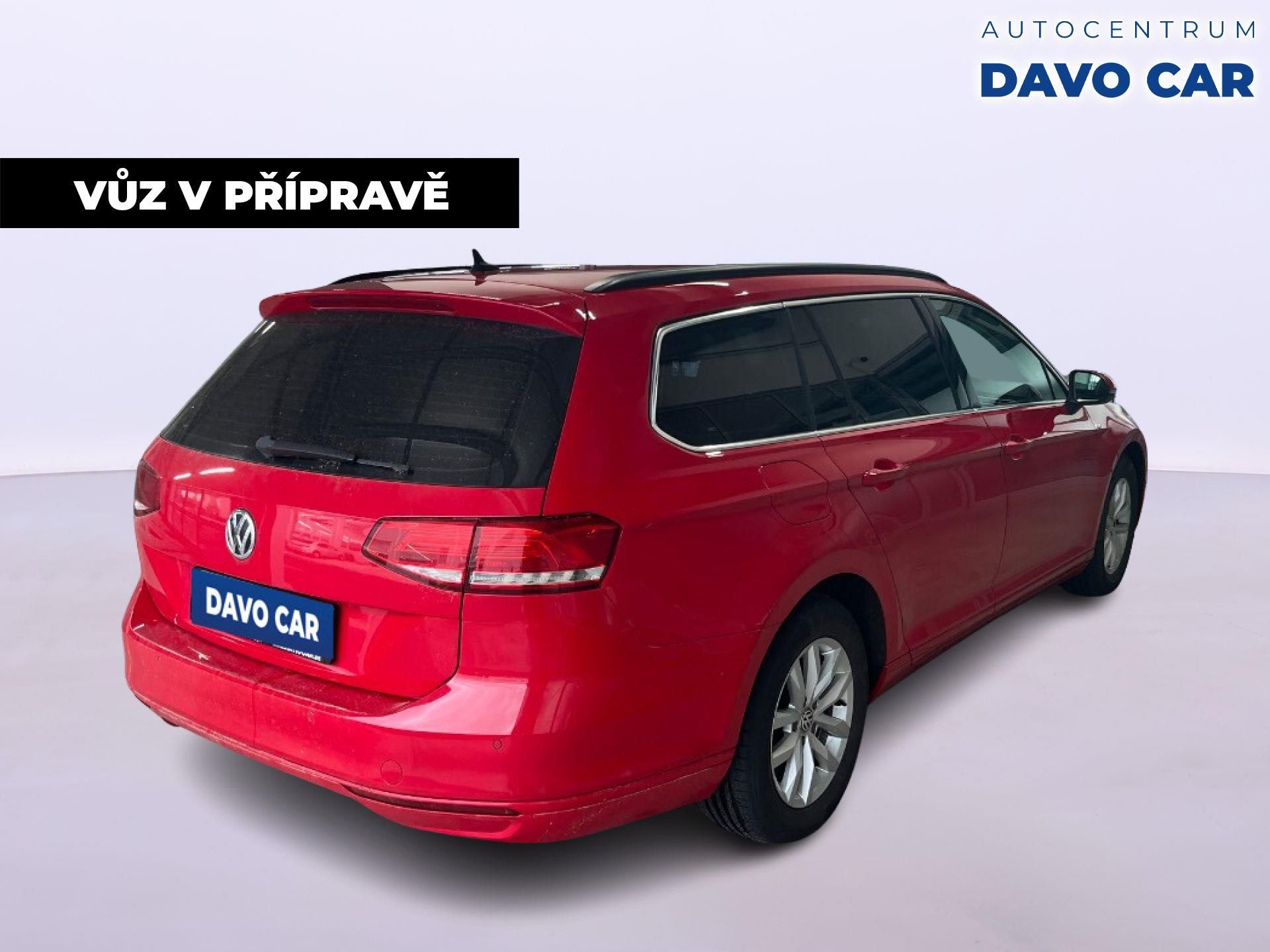 Volkswagen Passat, 1.6 TDI 88kW Comfortline LED N - fotka 3