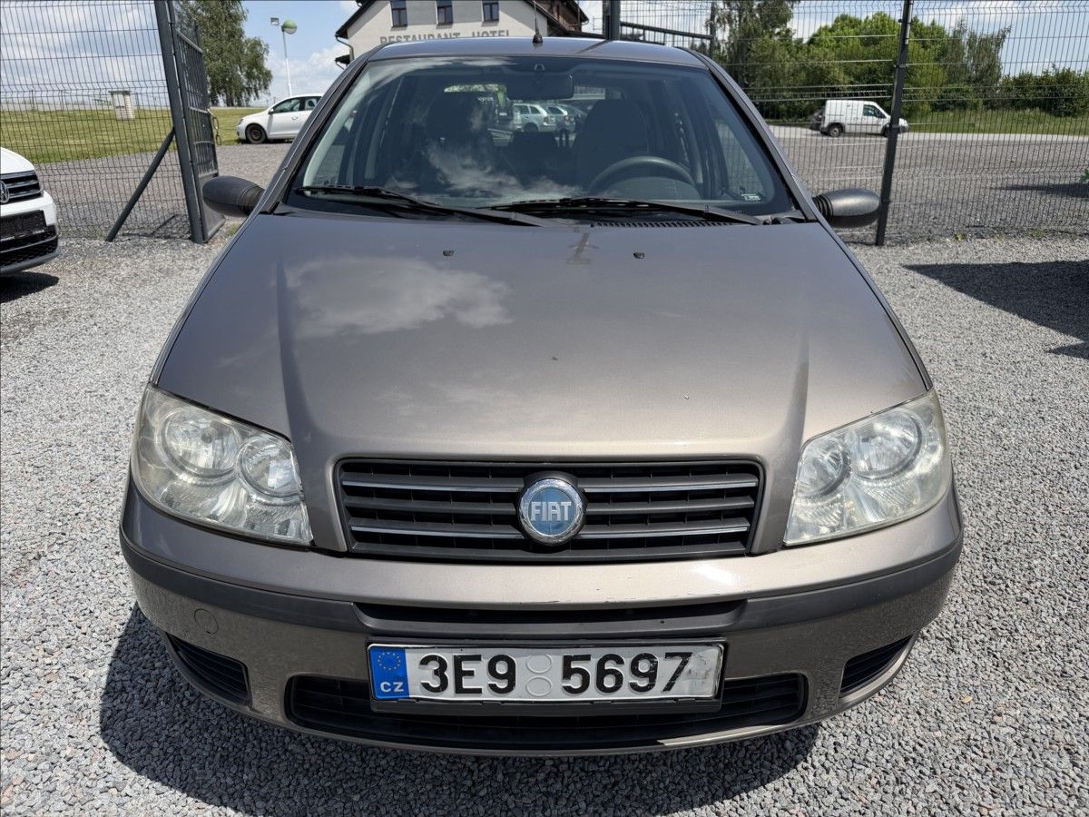 Fiat Punto, 1,2   8v 44 kw - fotka 2
