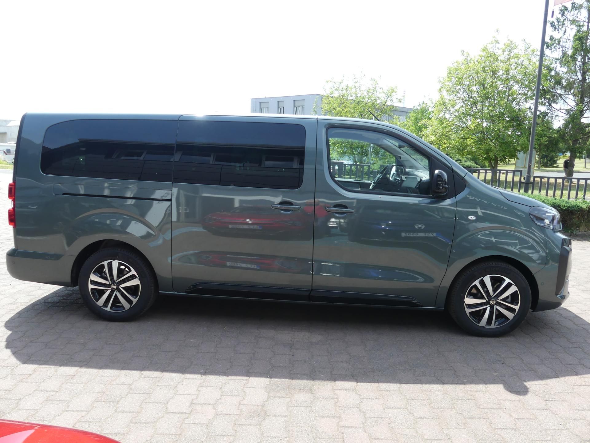 Citroën SpaceTourer, SHINE L3 2.2 BlueHDi 180 - fotka 4