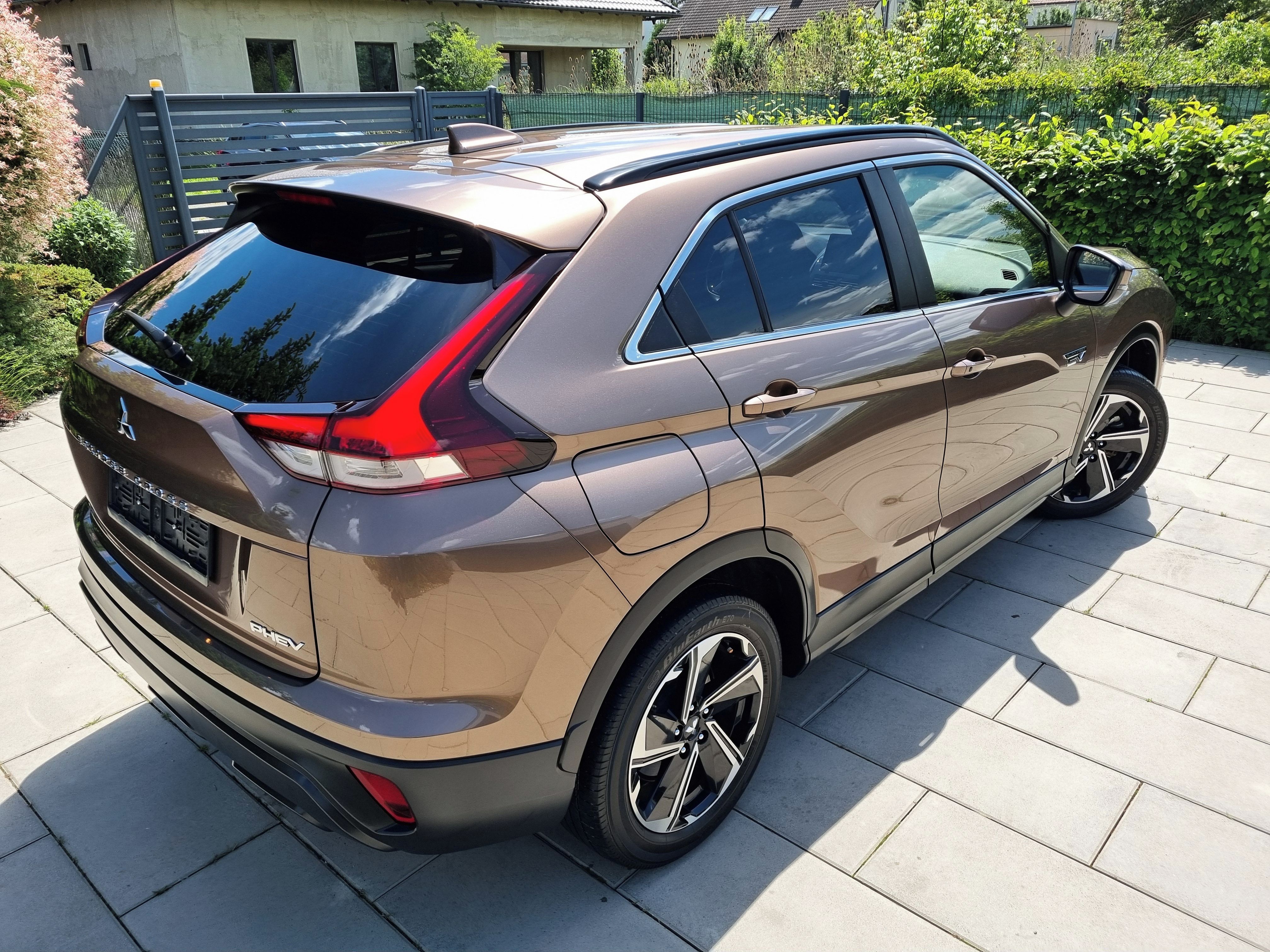 Mitsubishi Eclipse Cross, 2.4 PHEV,4x4,TOP STAV - fotka 5