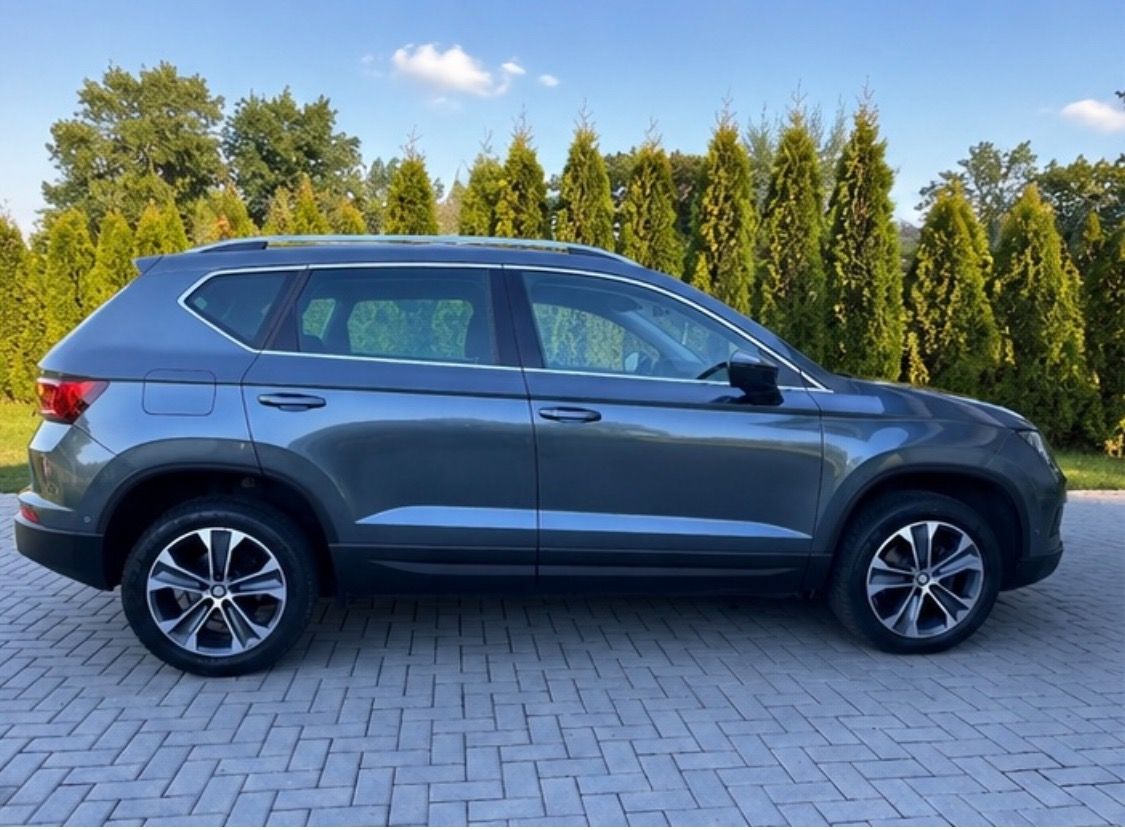 Seat Ateca, 1,6 TDi - ALCANTARA + KŮŽE - fotka 2