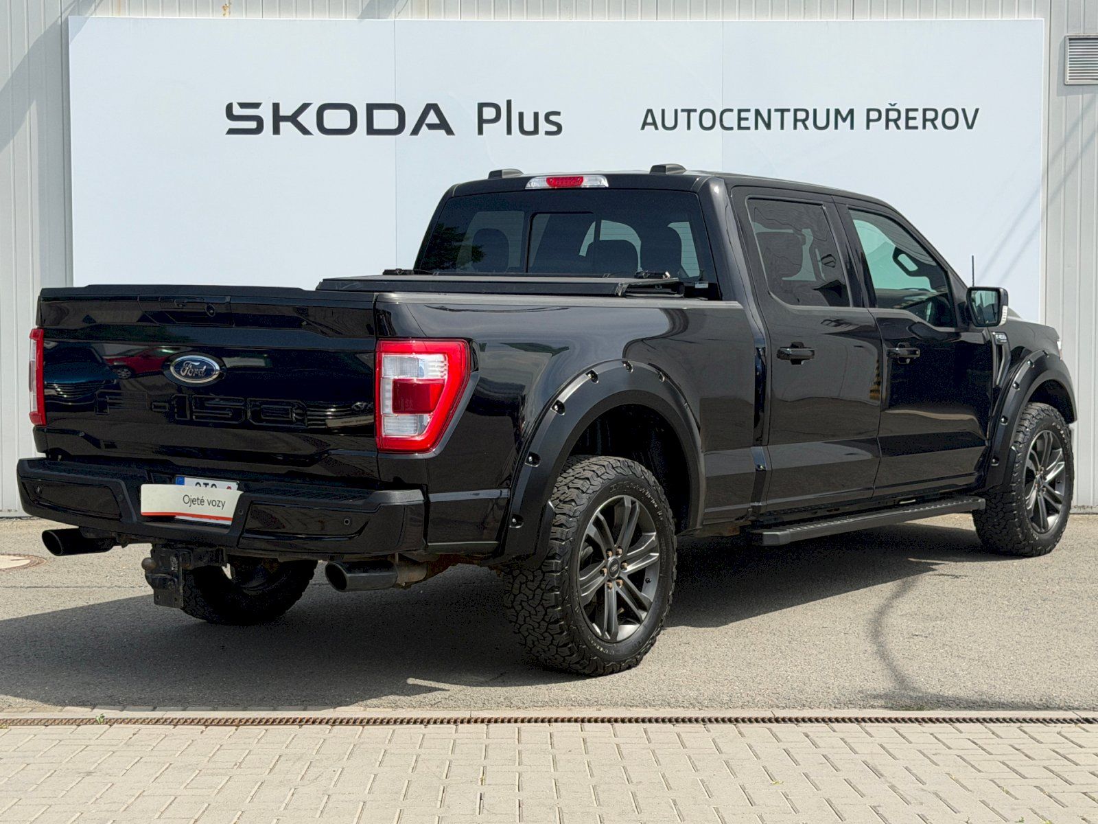 Ford F-150, Lariat 3.5L 298kW 4x4 - fotka 2