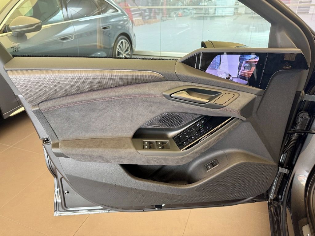 Audi A6, Avant e-tron quattro - fotka 6