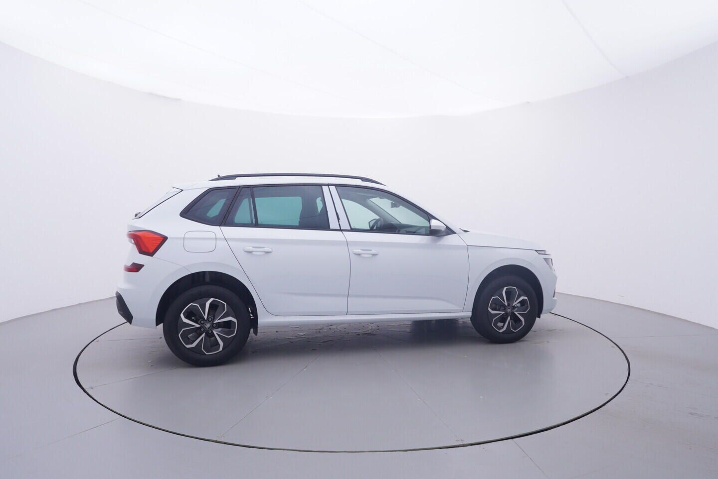 Škoda Kamiq, Selection 1.0 TSI 85 kW - fotka 6