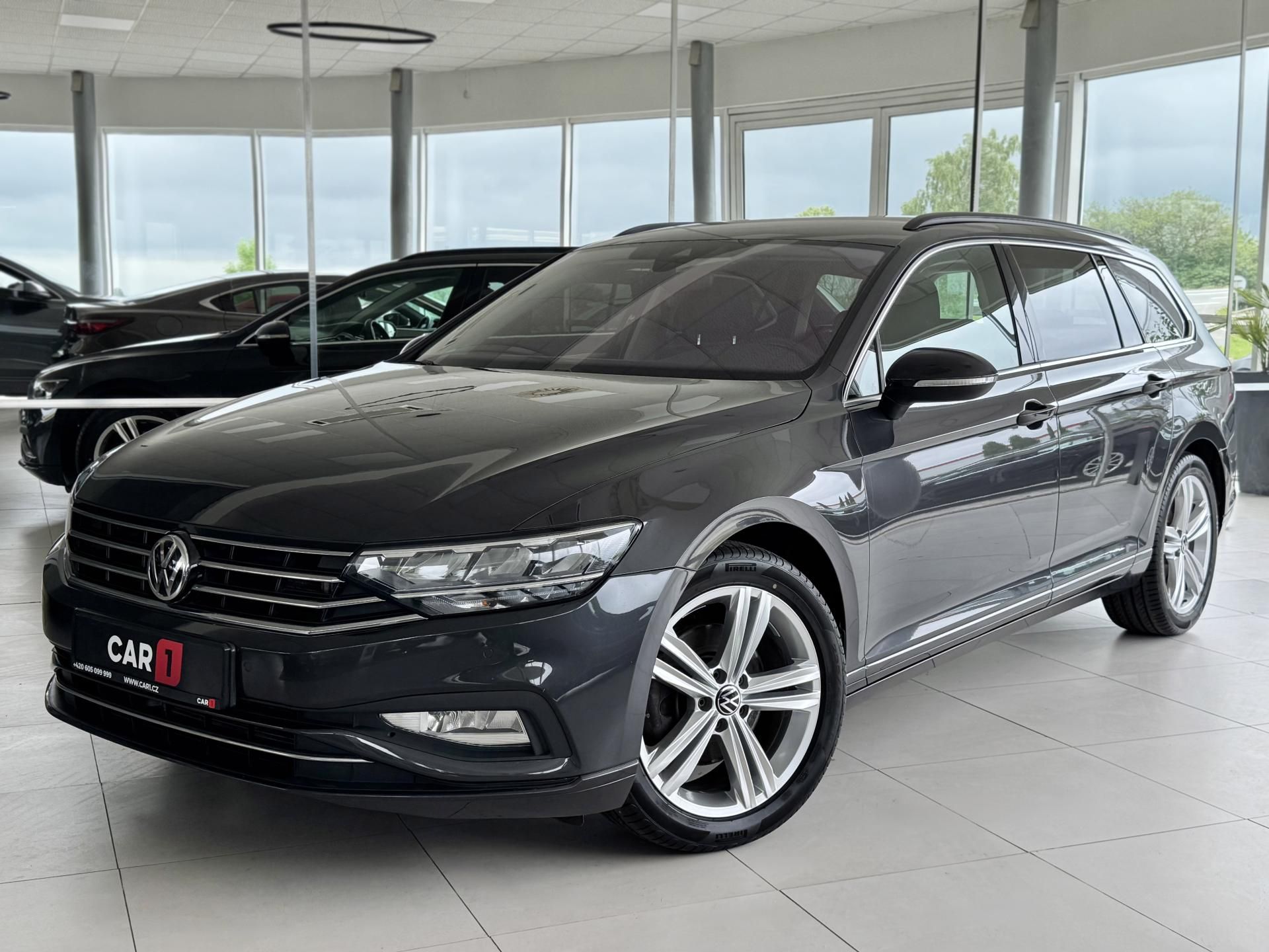Volkswagen Passat, 1,5TSI 110kW DSG*Navi*Kamera
