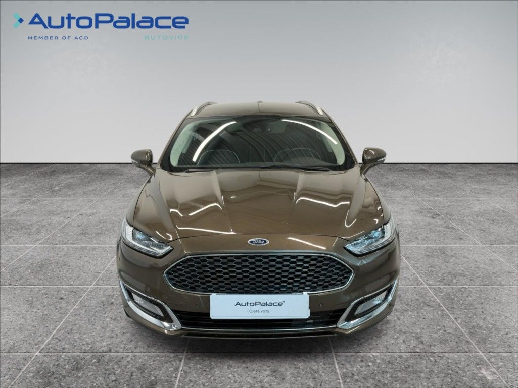 Ford Mondeo, 2,0 TDCi Vignale 4x4 AT 132kW - fotka 2
