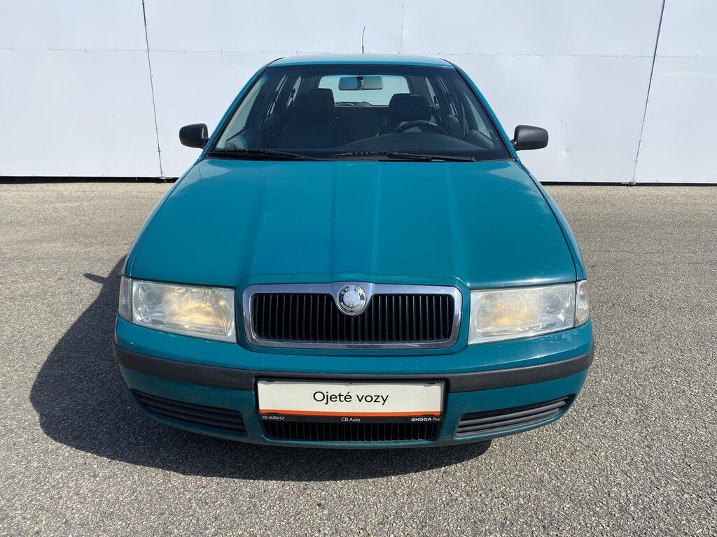 Škoda Octavia, Combi 1.9 TDI 66 kW Tour - fotka 5