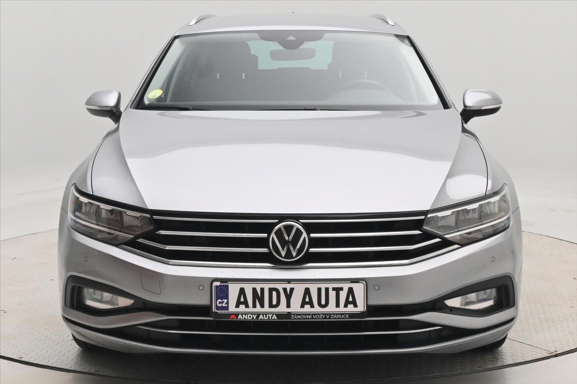 Volkswagen Passat, 2,0 TDI 110kW DSG Business VŮZ - fotka 2